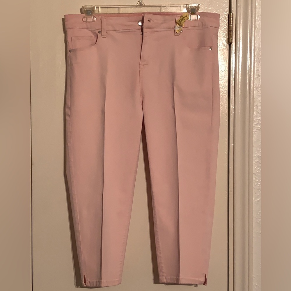 Women’s Capri Slacks - size 14